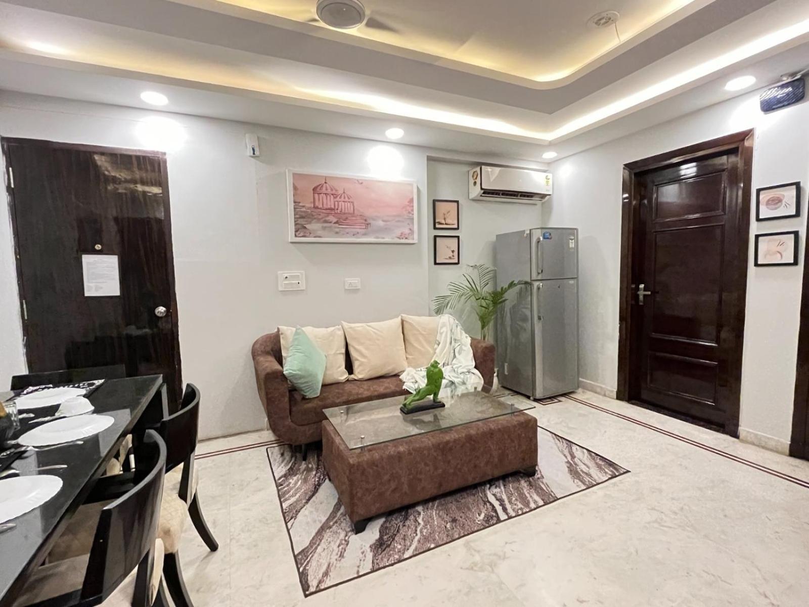Bedchambers Serviced Apartments, Sector 38 คูร์เคาน์ ภายนอก รูปภาพ