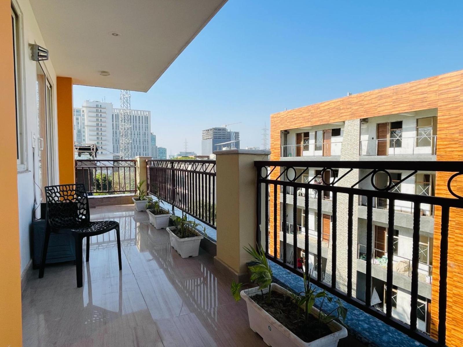 Bedchambers Serviced Apartments, Sector 38 คูร์เคาน์ ภายนอก รูปภาพ