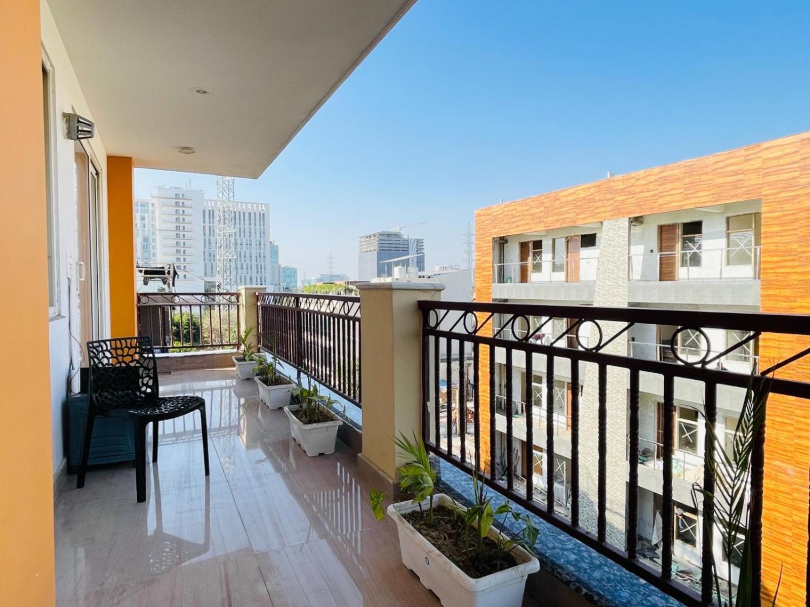 Bedchambers Serviced Apartments, Sector 38 คูร์เคาน์ ภายนอก รูปภาพ